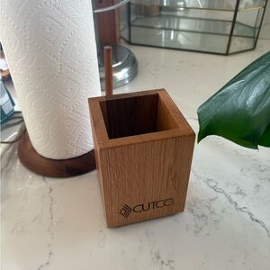 Cutco Natural Wood Utensil Holder new